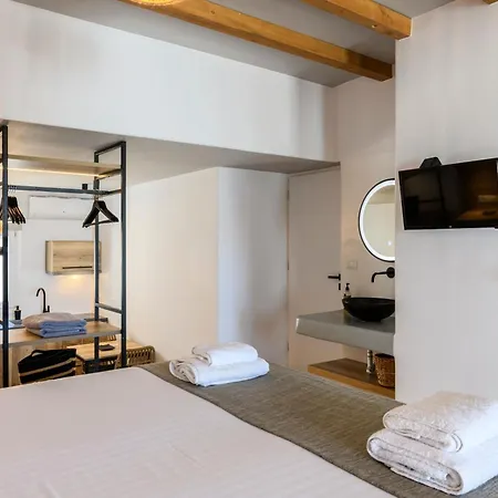 The Mykonist Merchia Beach Villas & Suites Exterior photo