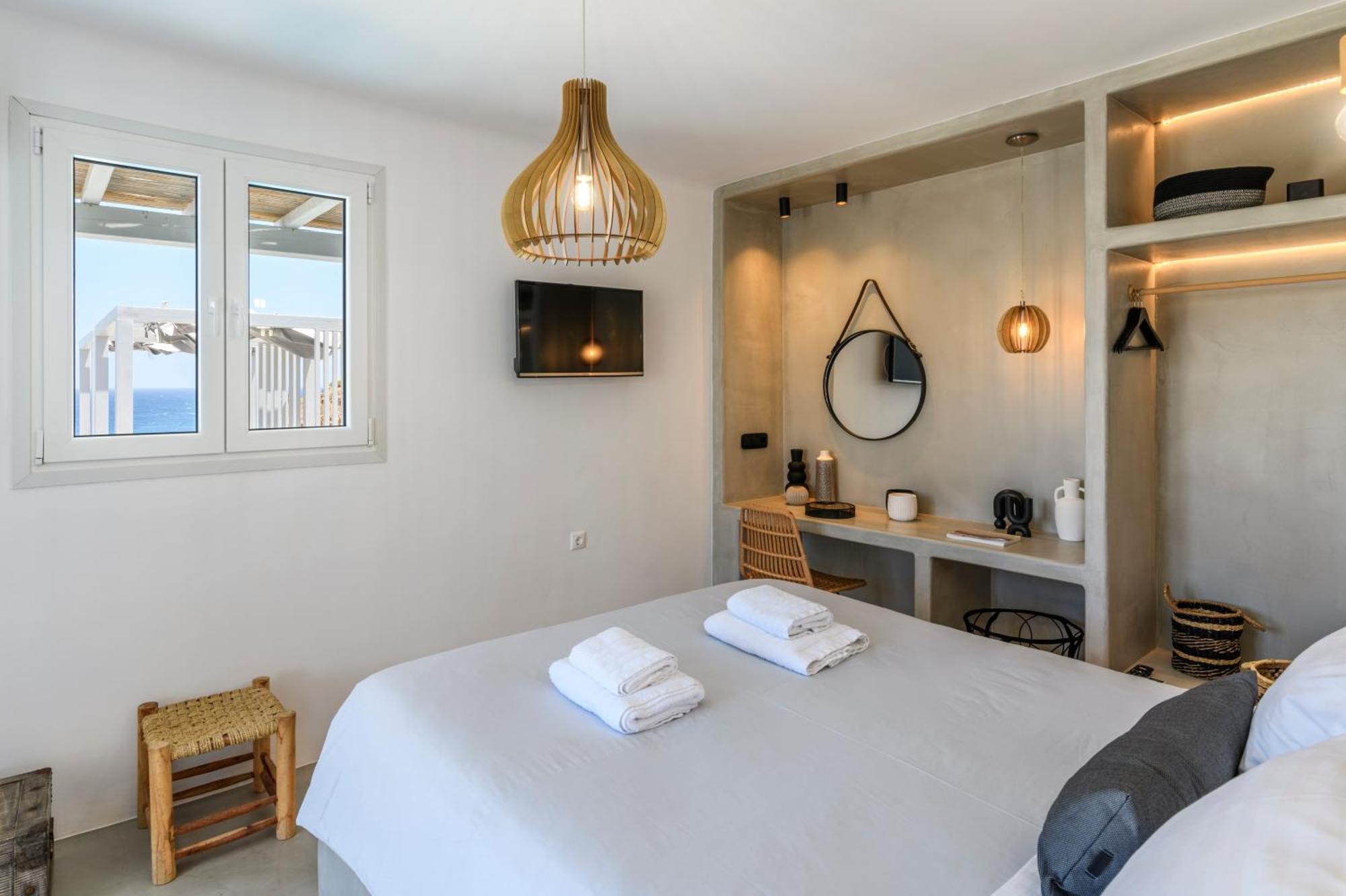 The Mykonist Merchia & Holiday home Merchia Beach