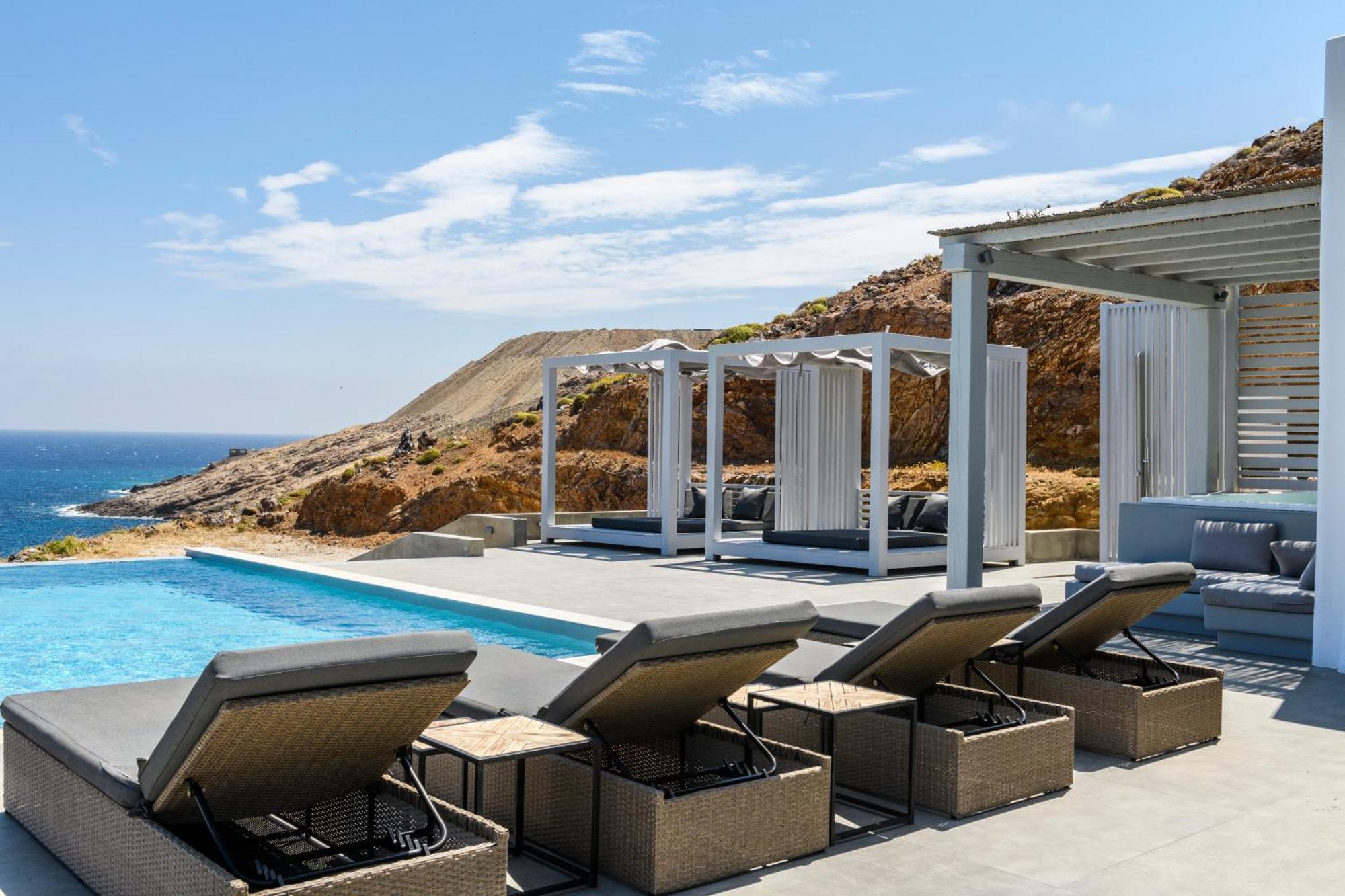 The Mykonist Merchia & Holiday home