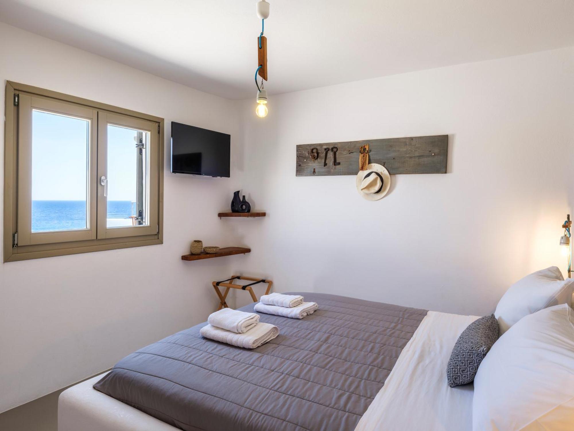 The Mykonist Merchia & Holiday home