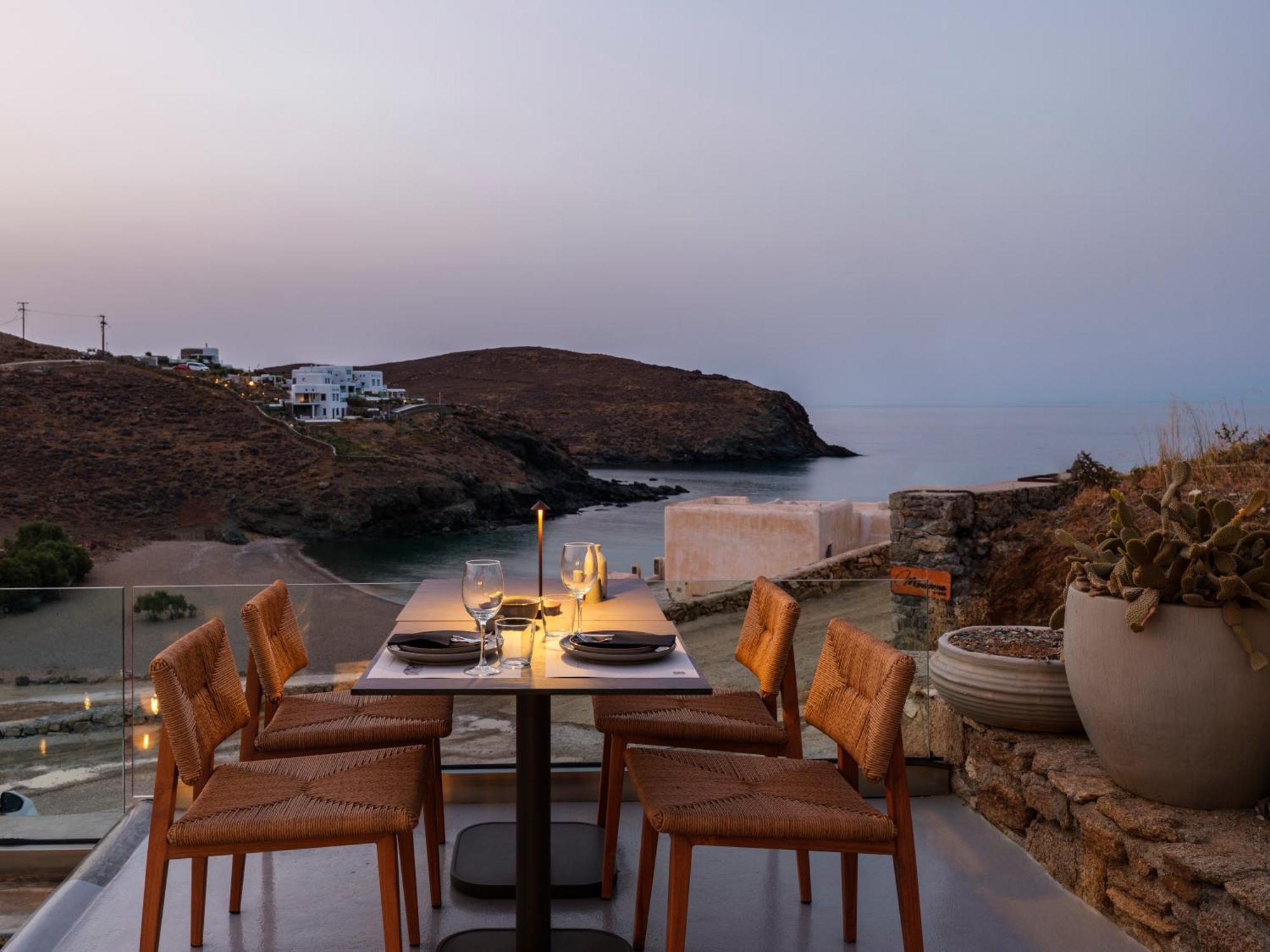 The Mykonist Merchia & Holiday home *