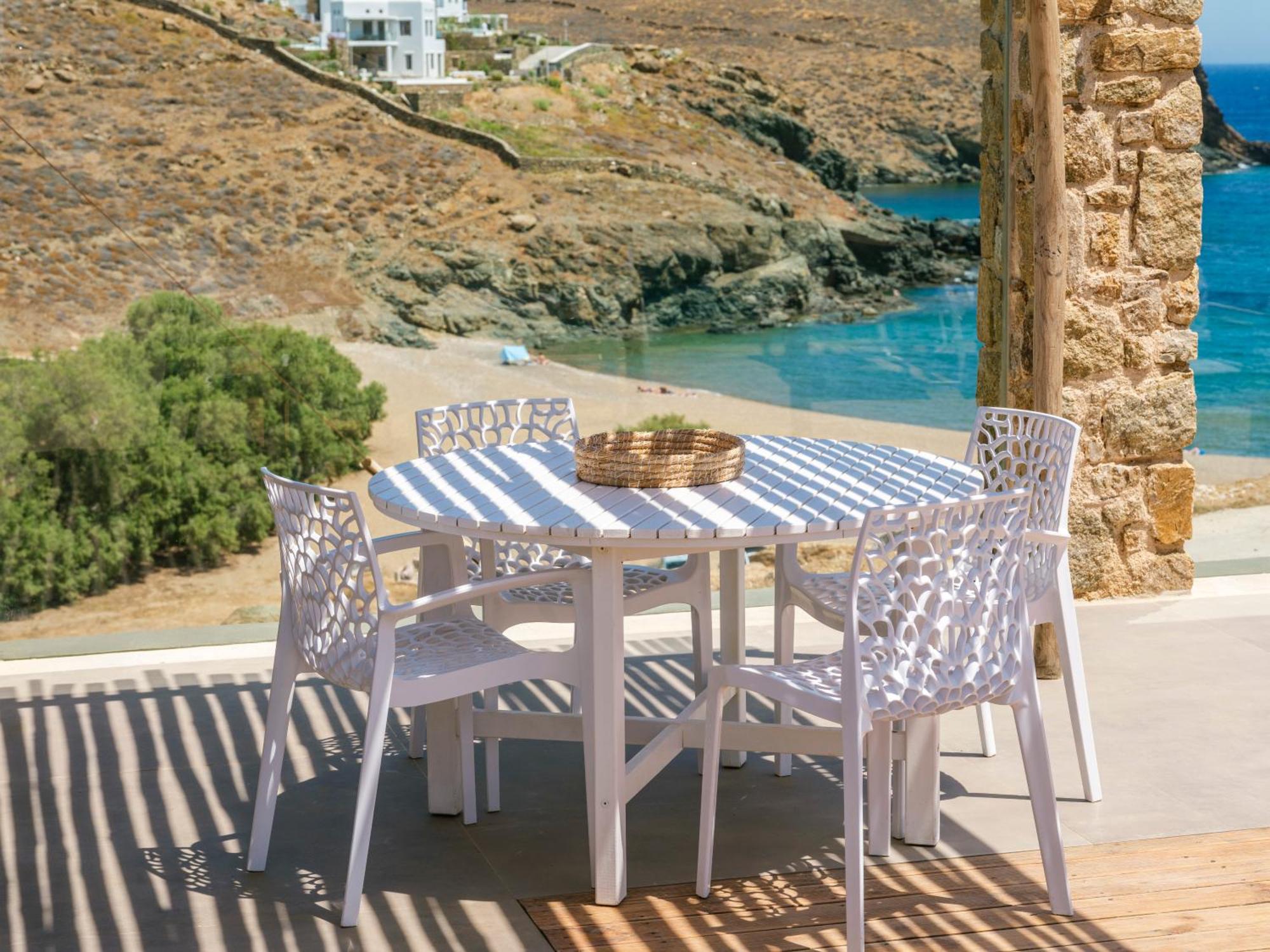 The Mykonist Merchia & Holiday home